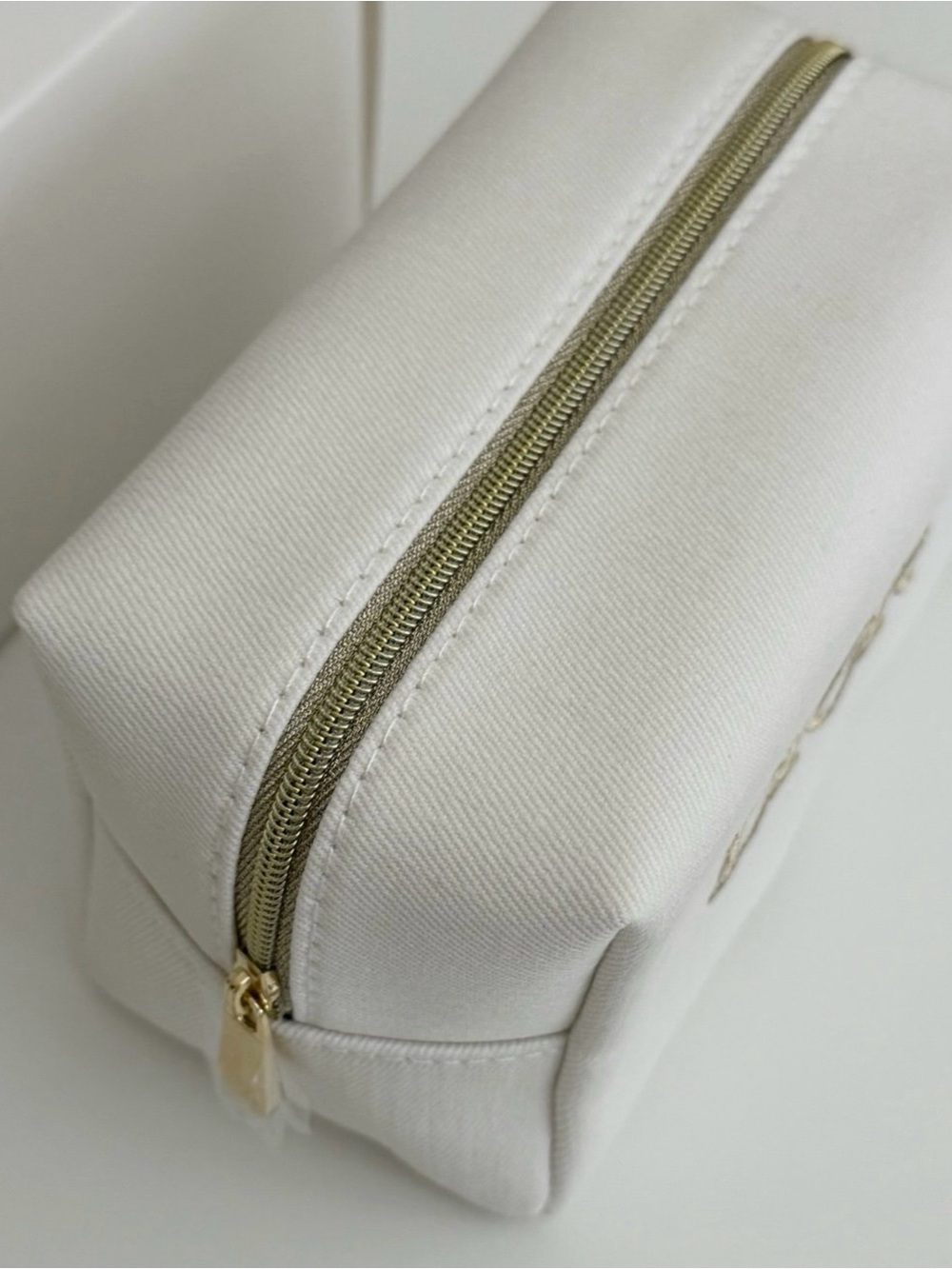 NEW Dior Beauty Cosmetic Pouch